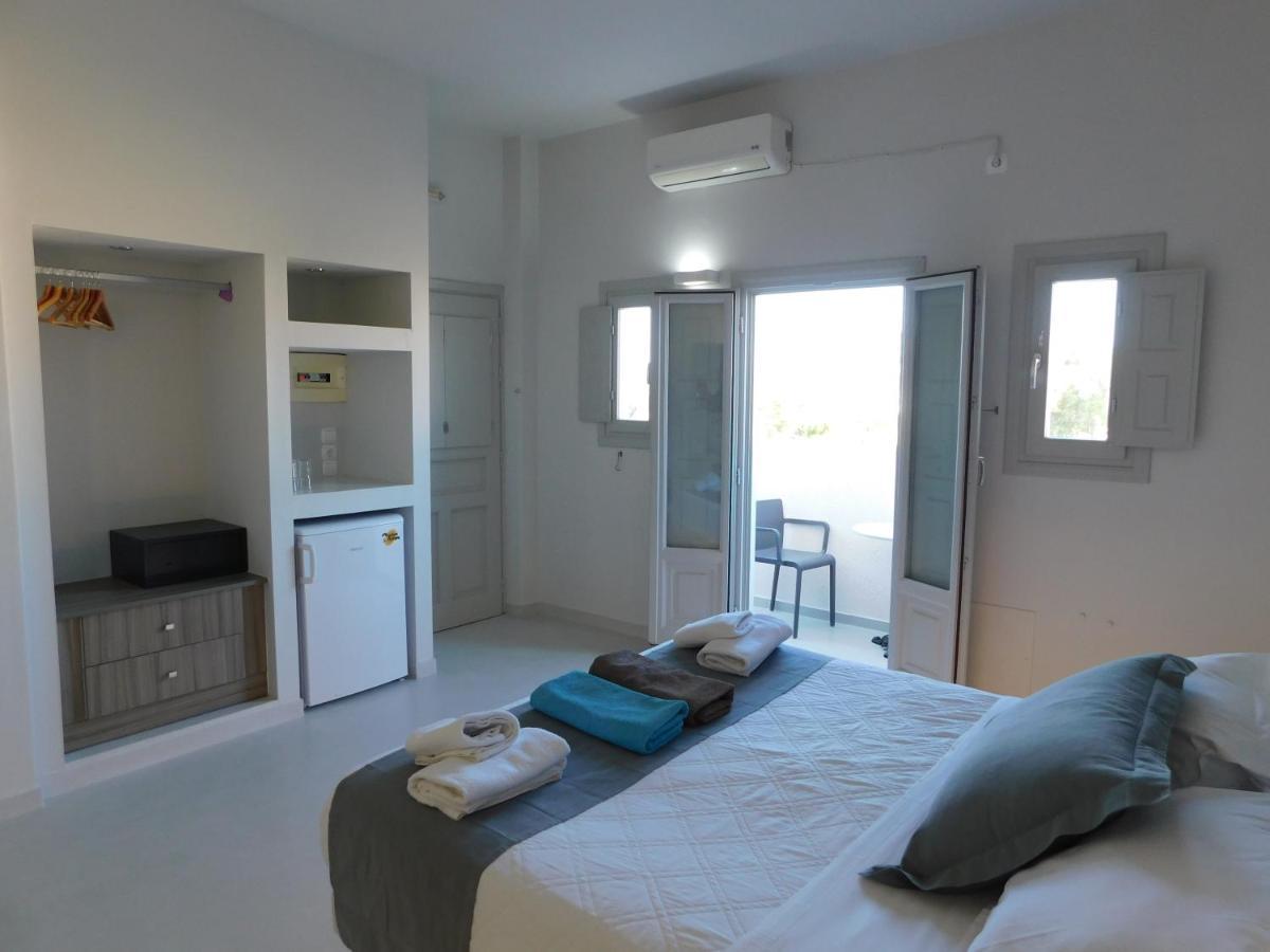 One And Only Beachfront Rooms Perissa  Dış mekan fotoğraf